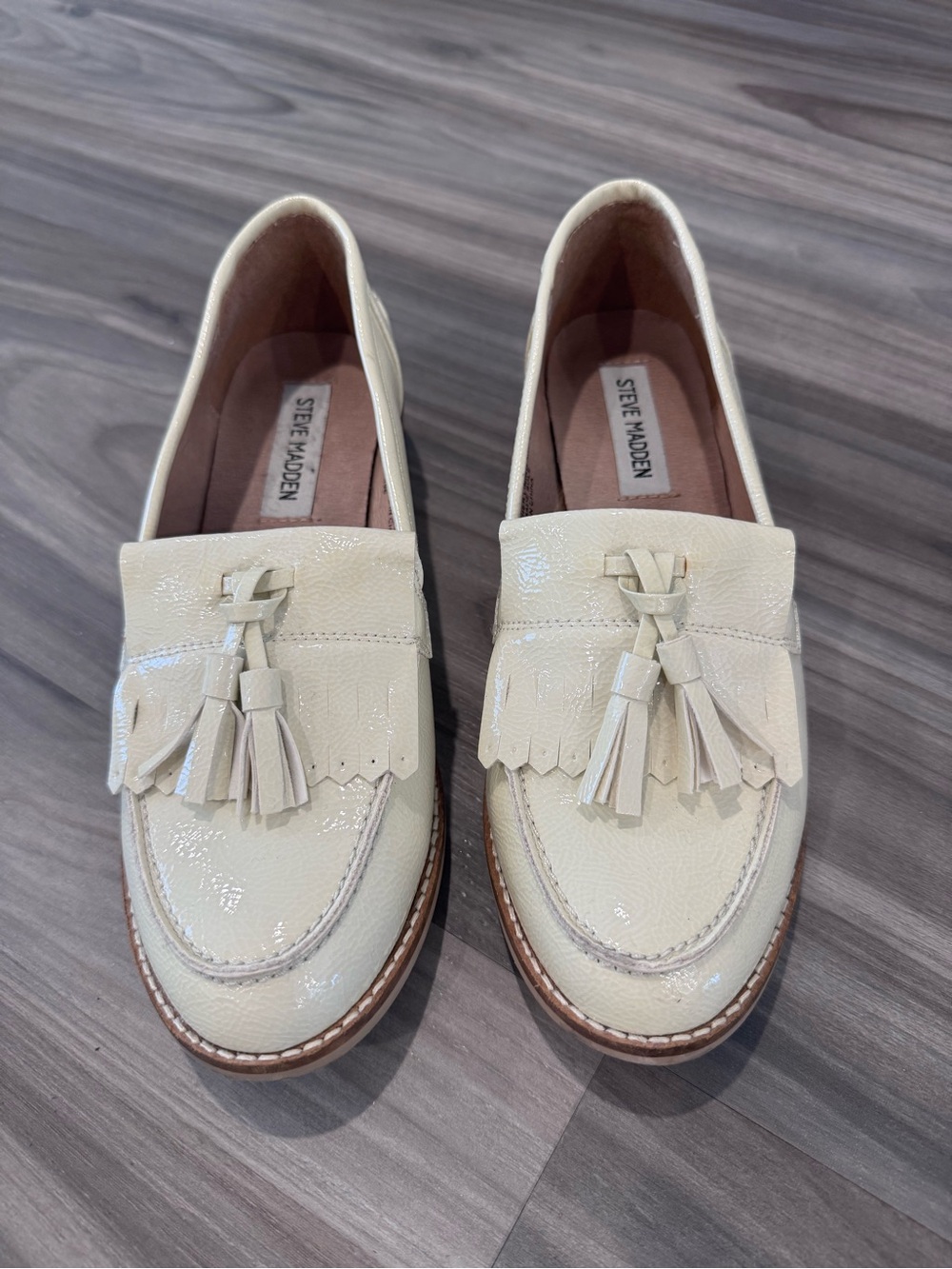 Steve Madden Meela Cream Patent Leather Loafers Preppy